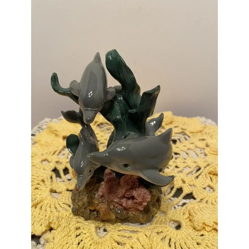 Herco Gift Professional Dolphins Playing In Coral Seaweed Figurine‎ Ceramic.